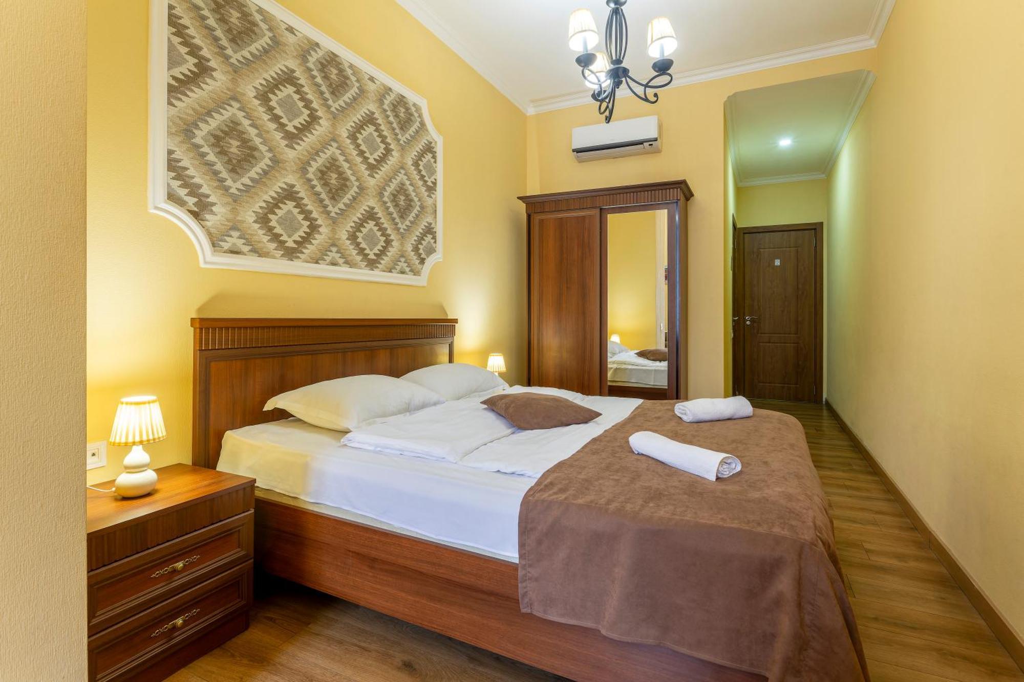 Hotel Middleton Tbilisi Exteriör bild